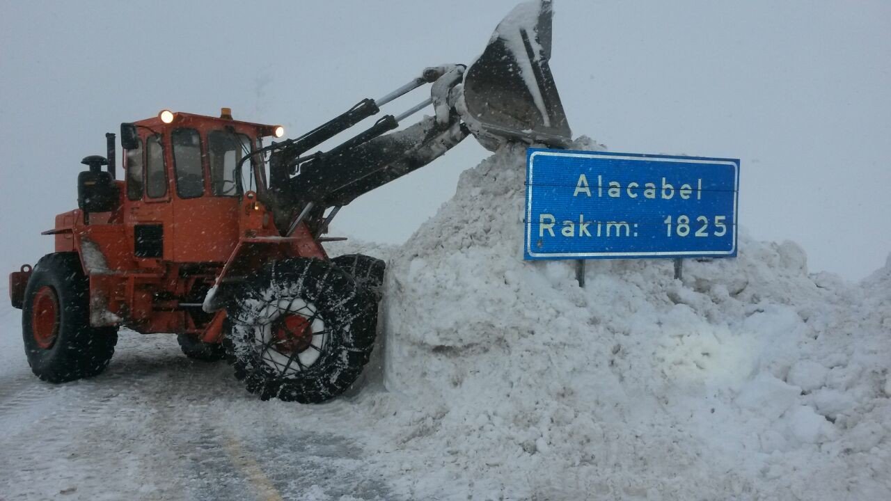 Antalya yı Konya ya bağlayan Akseki Seydişehir karayolu trafiğe açıldı