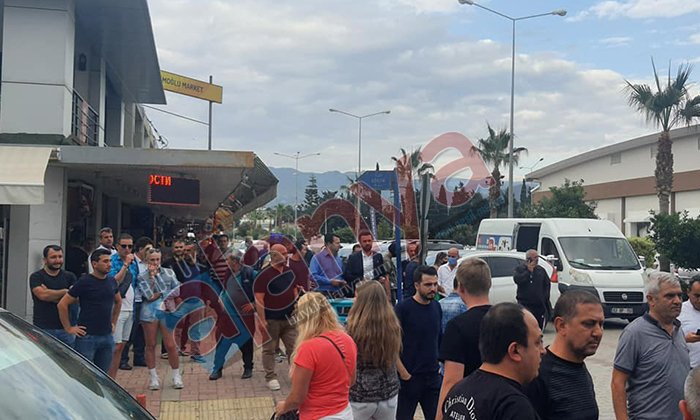 Alanya’da marka denetimcileriyle esnaf arasında gerginlik!