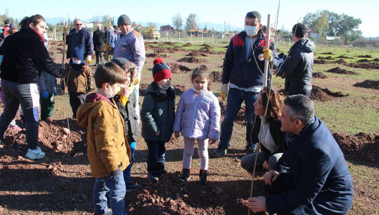 17 bin fidan toprakla buluştu