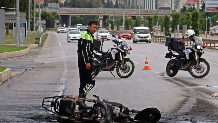 Emanet verdiği motosikletinden geriye yakıt deposunun kapağı kaldı