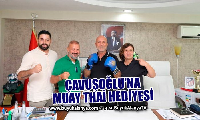 Muay Thai Fedarasyonu’ndan Başkan Çavuşoğlu’na jest