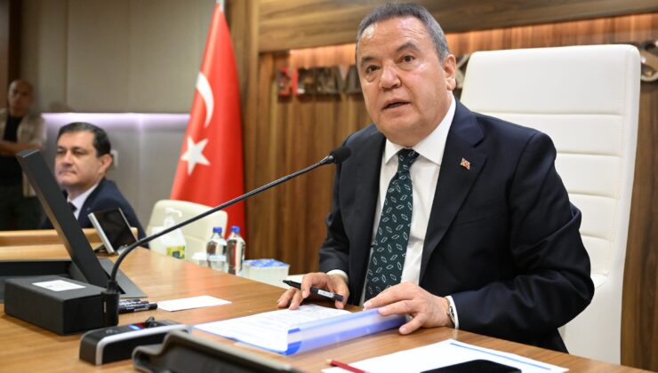 Başkan Böcek: “Belediyeler konaklama vergisinden pay almalı”