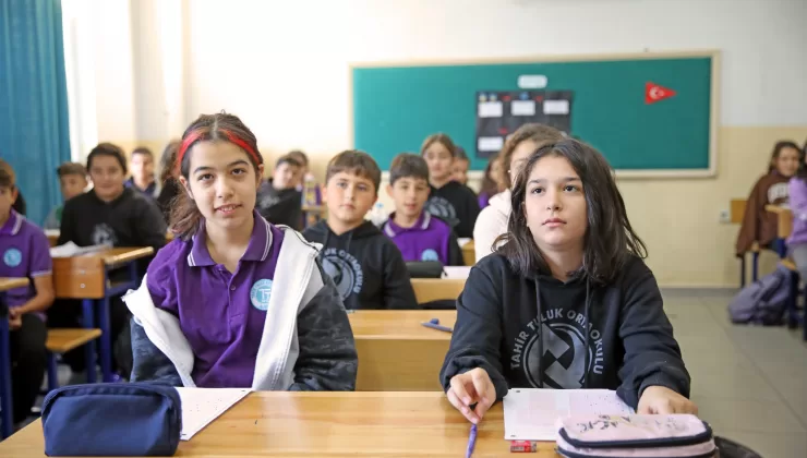 Alanya’da ALBAP Sınavı’na 35 bin öğrenci katıldı