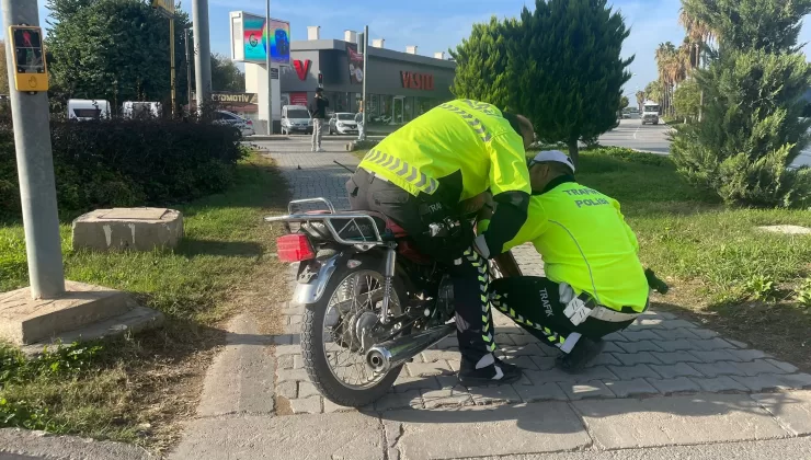 Sürücüsünün kaçtığı plakasız motosiklete 7 bin TL ceza