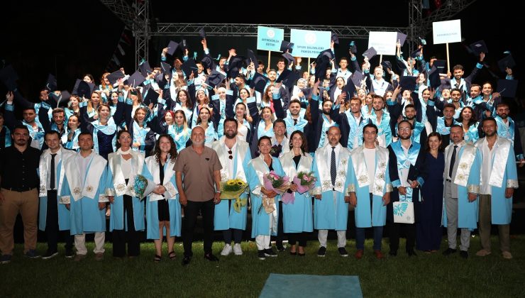 Alanya ALKÜ’de mezuniyet COŞKUSU