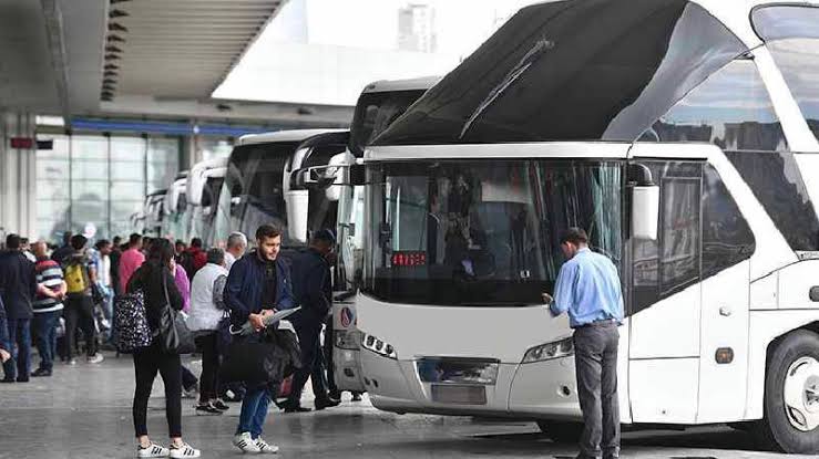 Alanya Otogarı’nda bayram YOĞUNLUĞU