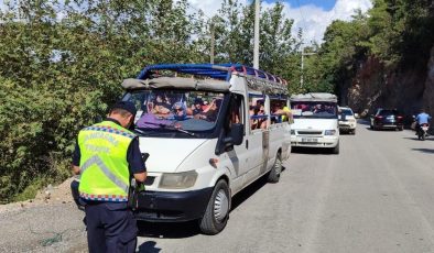 Alanya’da SAFARİ ARAÇLARI uslanmıyor