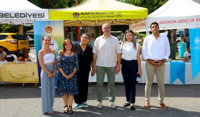 Alanya’ya gelen üniversitelilere SICAK karşılama