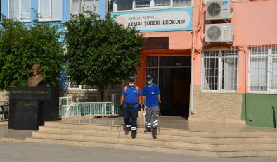 Antalya Büyükşehir ALANYA’DAKİ okulları ilaçladı