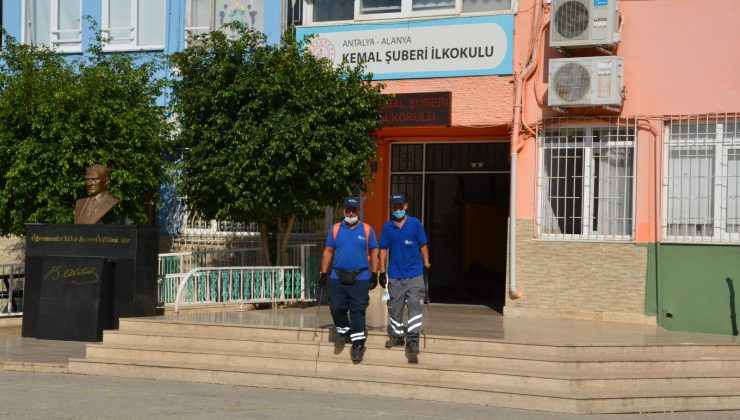 Antalya Büyükşehir ALANYA’DAKİ okulları ilaçladı