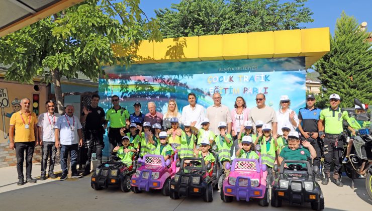 Alanya Belediyesi minik ÖĞRENCİLERİ ağırladı