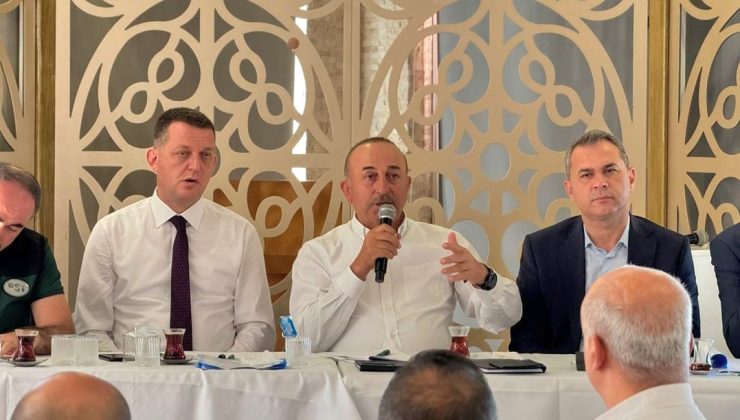 Mevlüt Çavuşoğlu Alanya’da muhtarlarla BULUŞTU