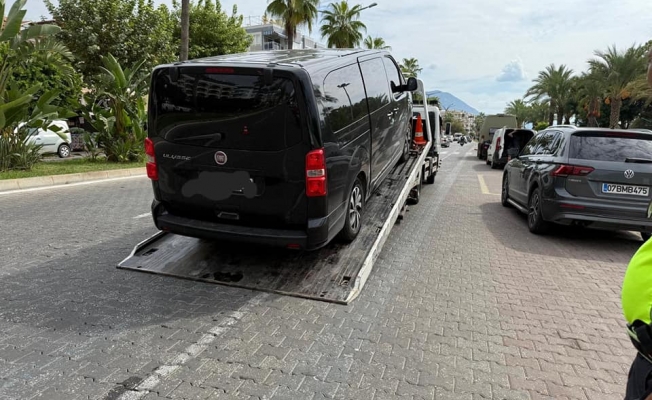 Alanya’da korsan TAŞIMACILIK yapan araçlar bağlandı