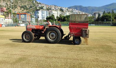 Alanya’da top sahalarına özel KIŞ bakımı