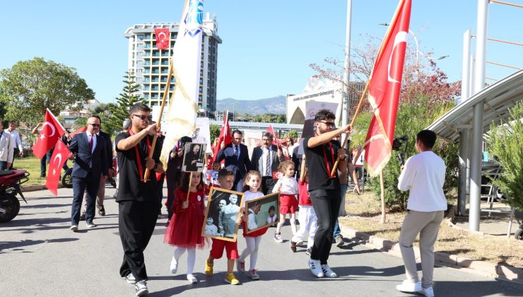 Alanya ALKÜ’de CUMHURİYET BAYRAMI coşkusu