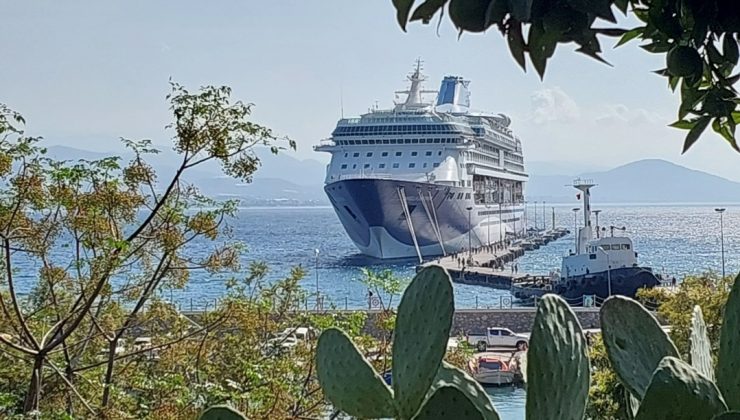 MARELLA DİSCOVERY Alanya Limanı’na demirledi