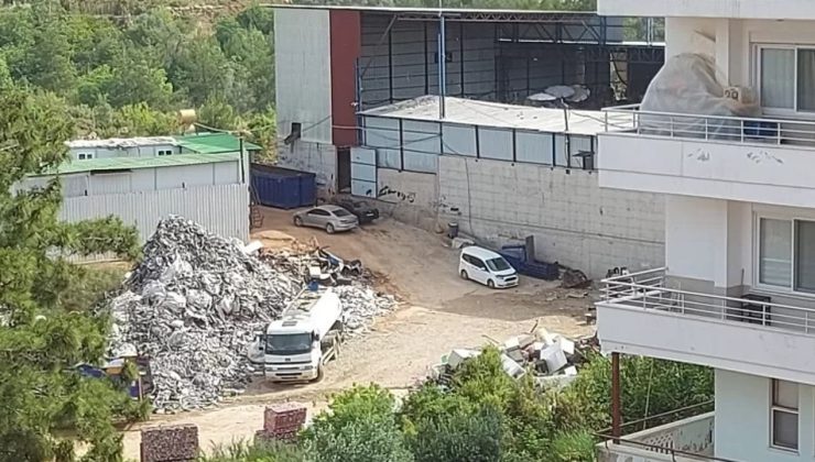 Alanya’da vatandaşa EV SATTIRAN rezil görüntü