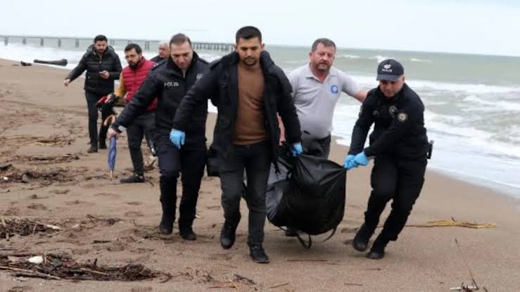 Alanya’da 20 yaşındaki gencin CANSIZ BEDENİ kıyıya vurdu