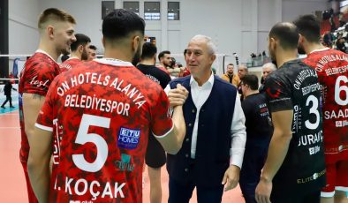 Alanya Belediyepor BURSA’yı 3-0 mağlup etti