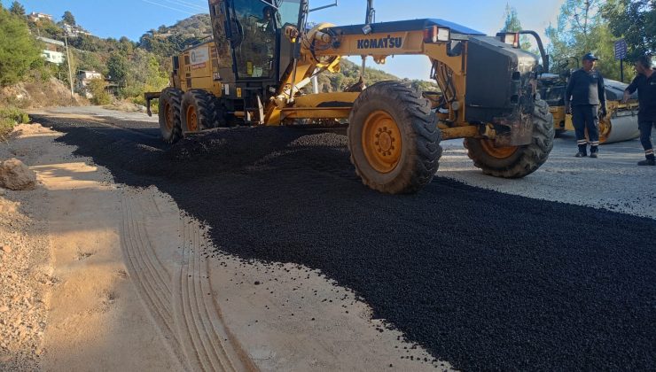 Büyükşehir Alanya’da KIRSAL YOLLARI kışa hazırlanıyor