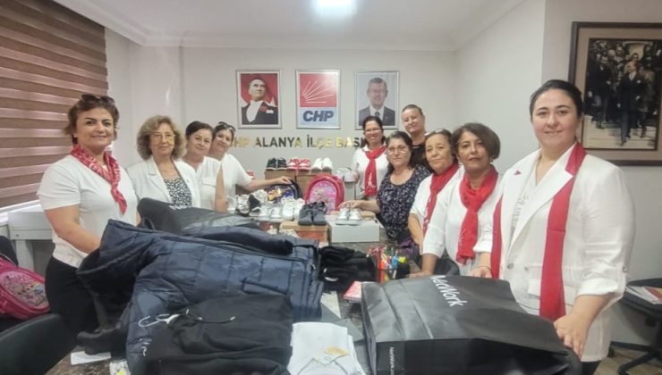 Alanya’da CHP’li KADINLARDAN anlamlı kampanya