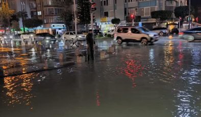 Alanya’da tarihi yağış! Metrekareye 124 KİLOGRAM yağış düştü