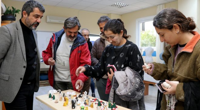 Alanya’da heykeltıraşlar ÖĞRENCİLERLE buluştu