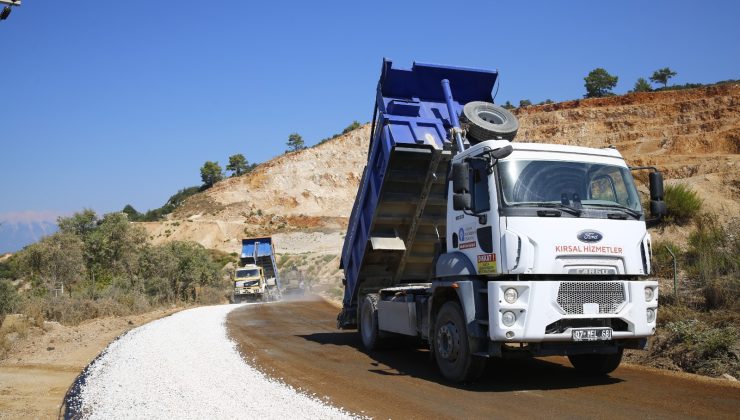 Alanya’da kırsal YOLLARINA iki yılda 754 milyonluk yatırım