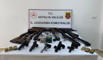 Jandarmadan RUHSATSIZ SİLAH operasyonu