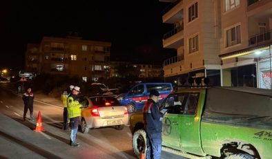 Alanya’da Jandarma 2.573 ARAÇ kontrol etti