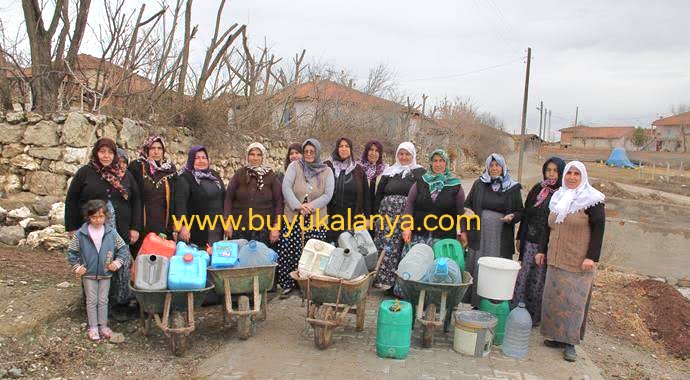 Alanya kırsalındaki bu köyde SAAT var SU yok!