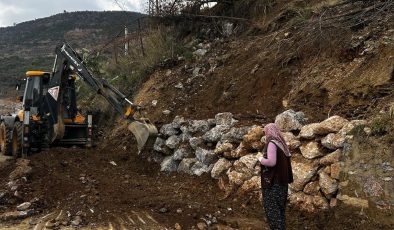 Büyükşehir’den Alanya kırsalındaki YOLLARA KIŞ bakımı