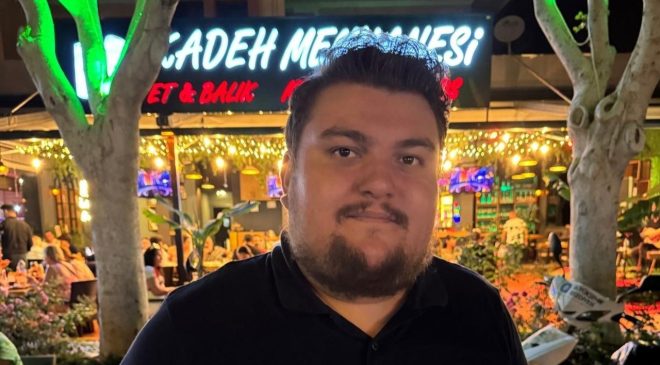 Mahmutlar’ın ünlü ismi beyin kanaması GEÇİRDİ
