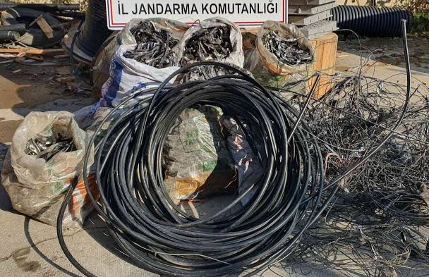 Jandarma Alanya’nın yaylasında KABLO HIRSIZI arıyor